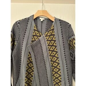 Geometric Patterned Gray and Yellow Sweater